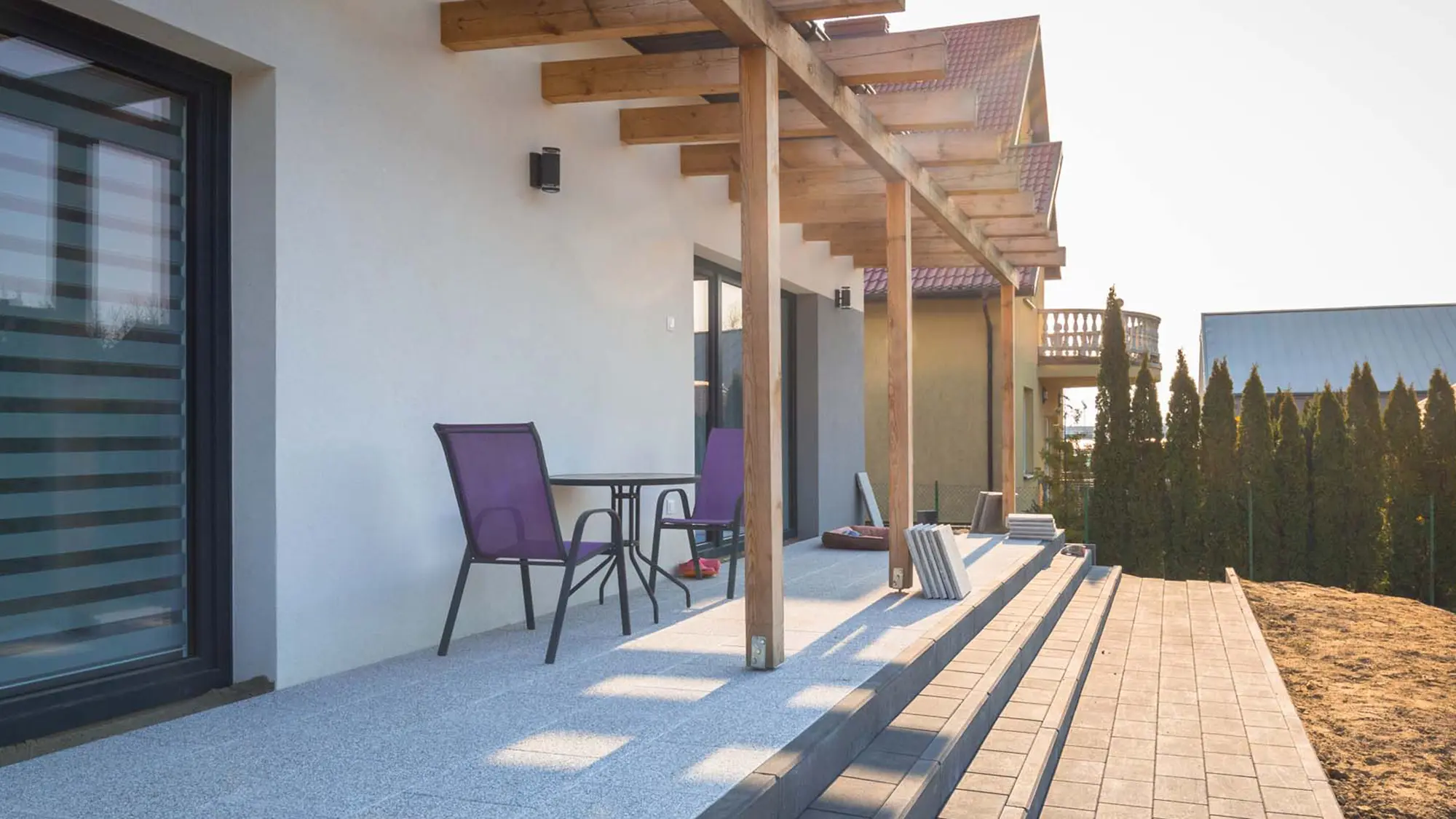 Terrasse mit Terrassenplatten