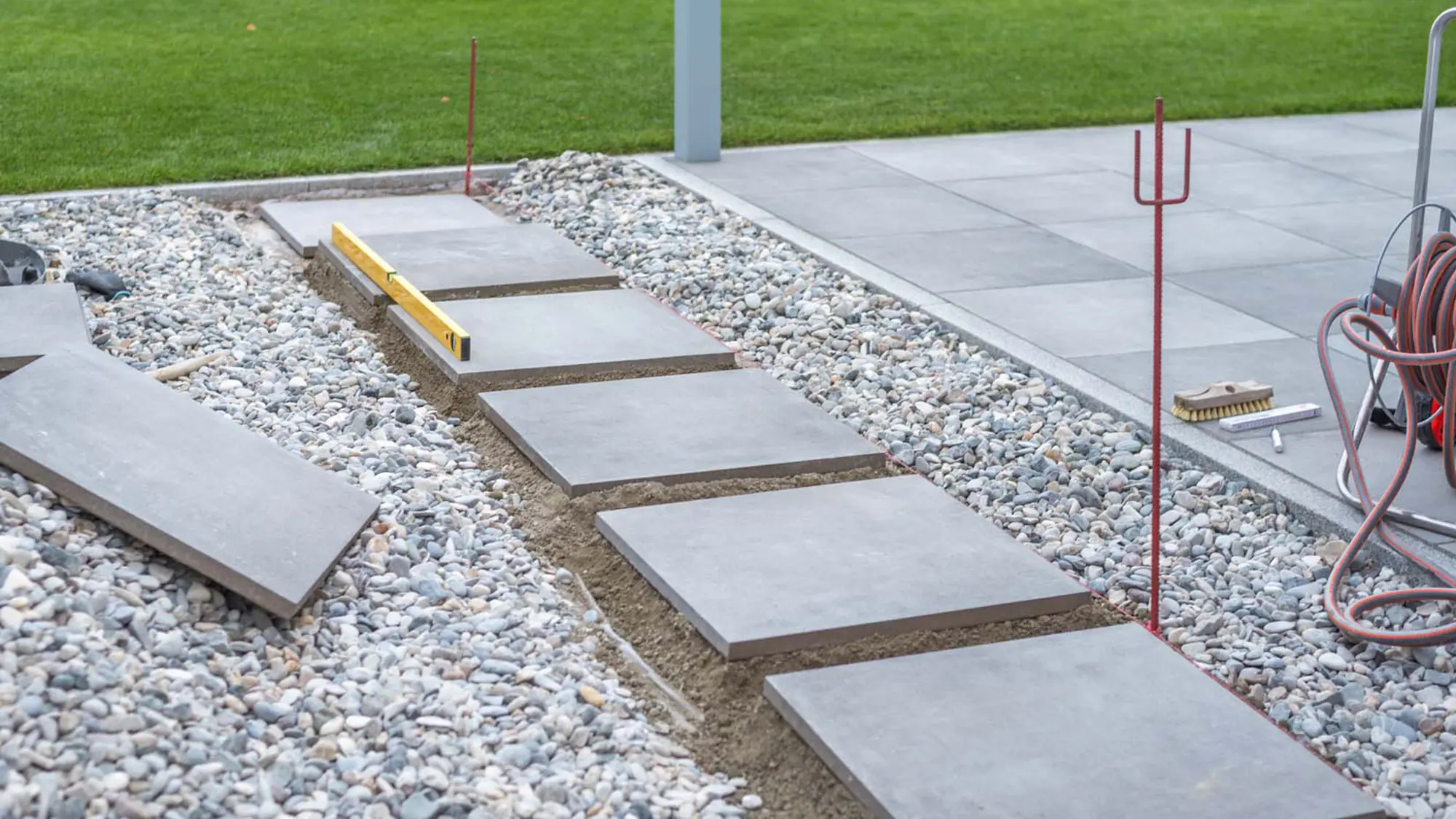 Verlegung von Feinsteinzeug